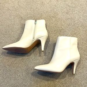 Vince Camuto leather creamy white booties